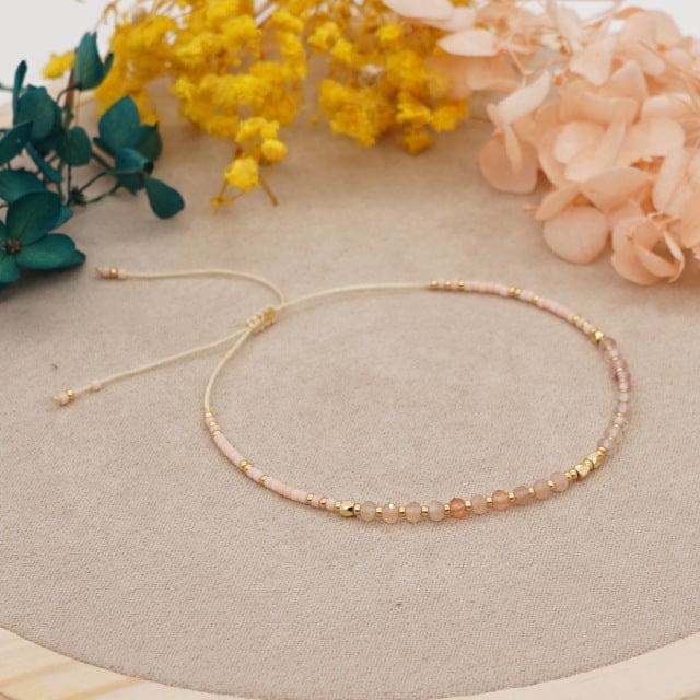 Bracelet fin quartz rose et pierre de soleil