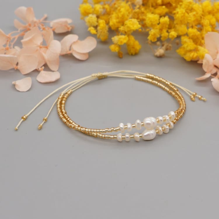Bracelet fin en perles marines