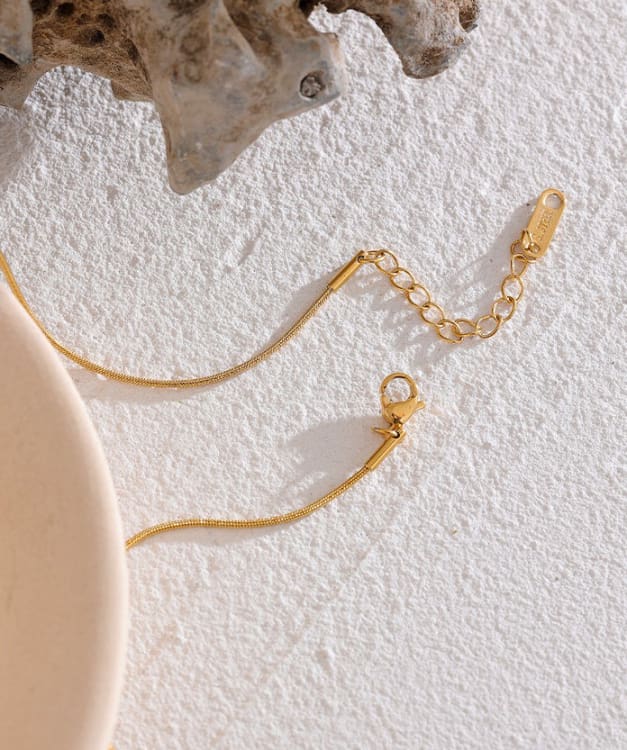 Collier pendentif carré Perle naturelle