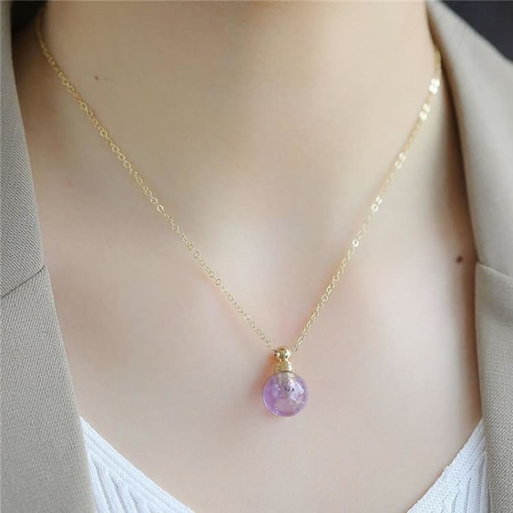 Heitere Halskette aus Amethyst-Kristall - Halskette
